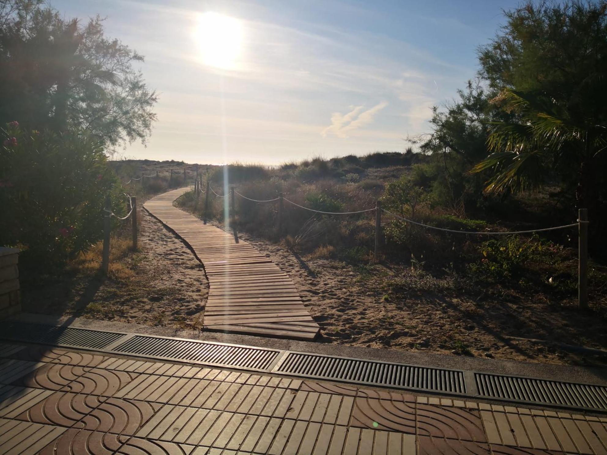 Sea View Apartment, First Line On The Beach, Remote Work 卡耐特蒂贝兰格 外观 照片