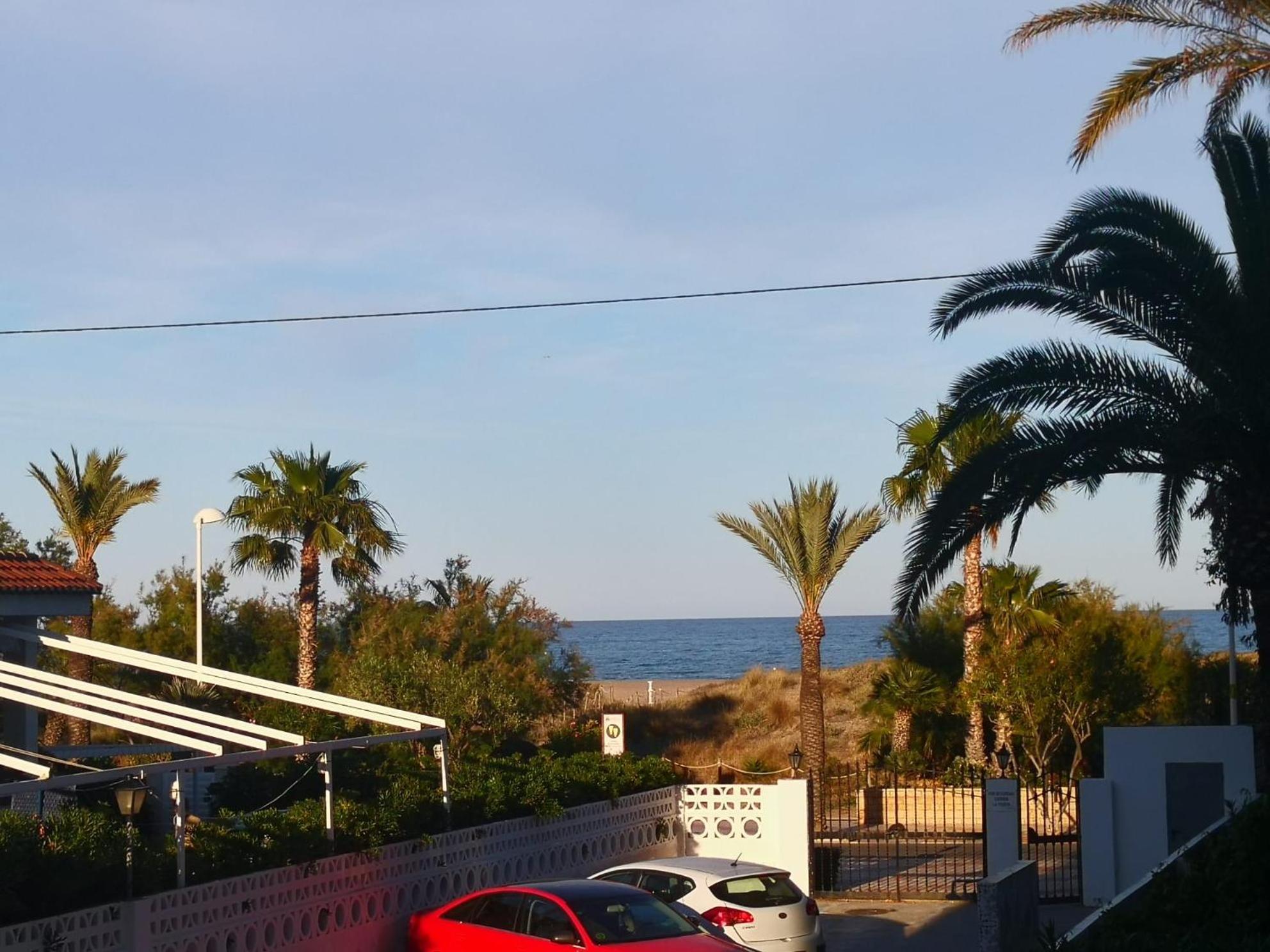 Sea View Apartment, First Line On The Beach, Remote Work 卡耐特蒂贝兰格 外观 照片